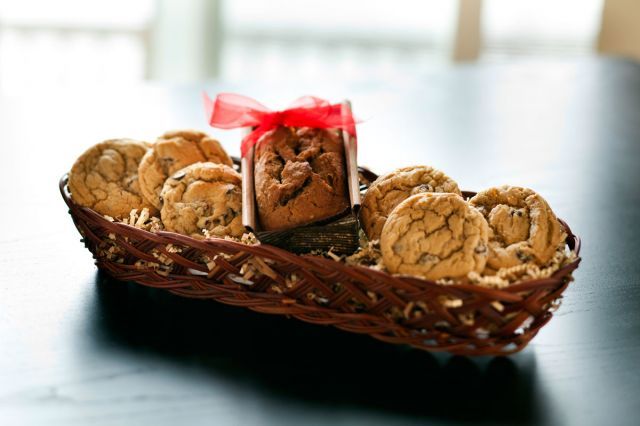  photo galletas-cesta-regalo-xl-640x560x80_zps6665240b.jpg