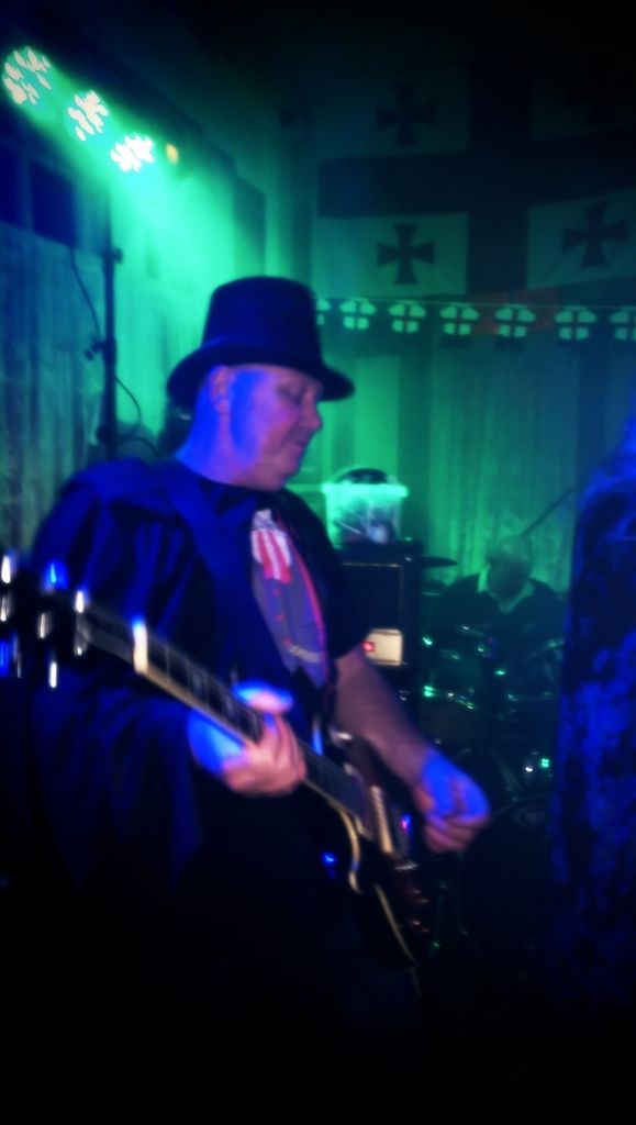 The Stents Photos - The Stents - Halloween at The White Hart 2015