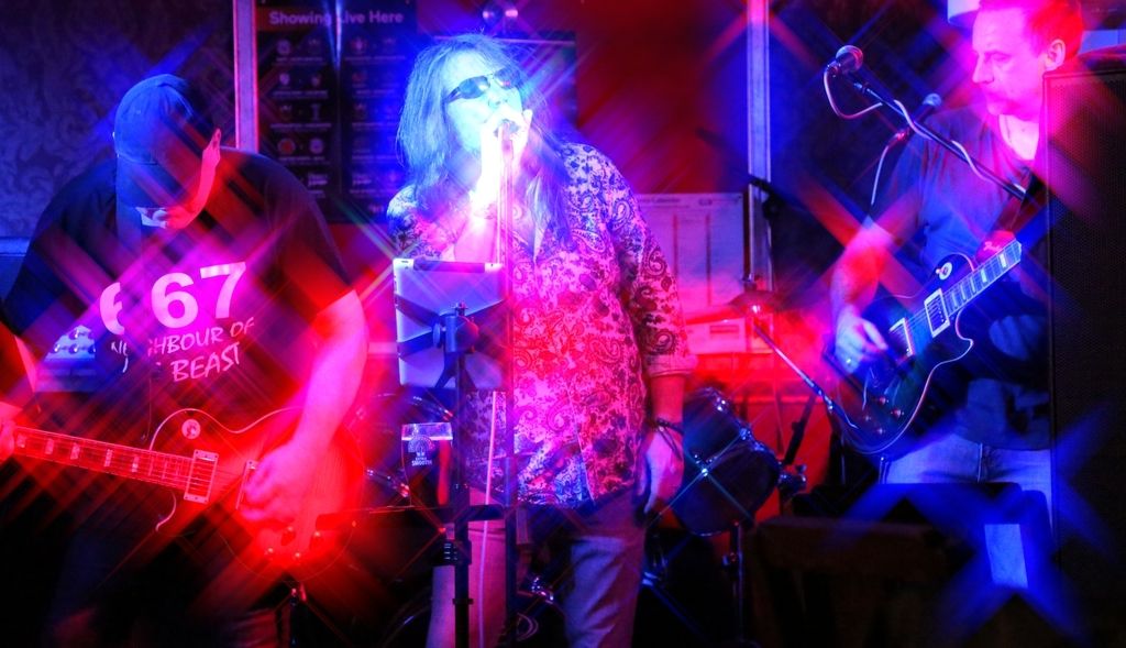 The Stents Photos - THE STENTS - Winged Horse 4