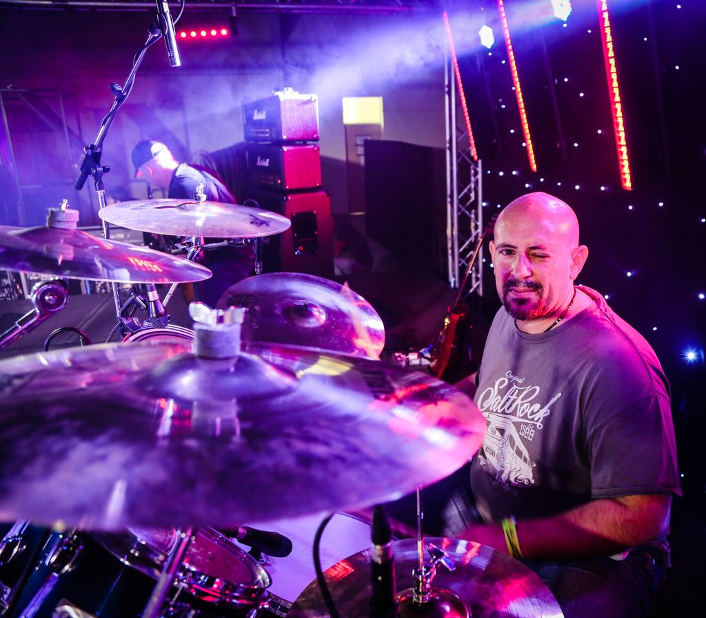 The Stents Photos - The Stents play Busfest, Worcestershire - September 2015