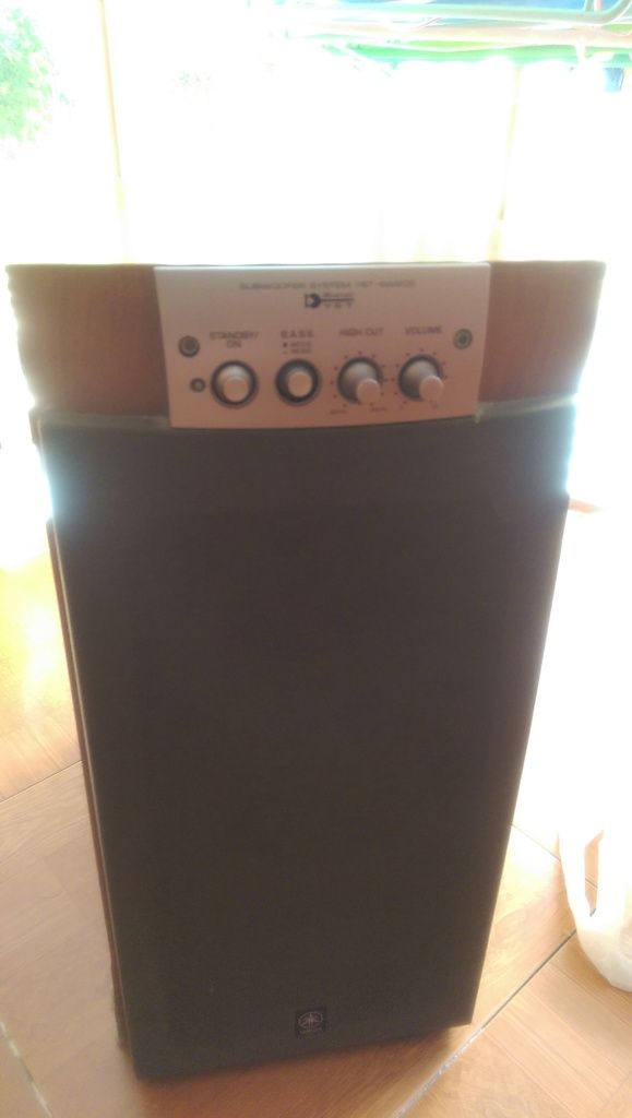 Bán 1 sub điện Yamaha
