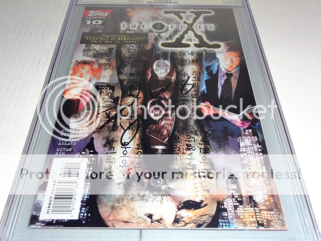 Topps Comics X-Files #10 CGC SS 9.8 Signature Autograph DAVID DUCHOVNY Signed 5