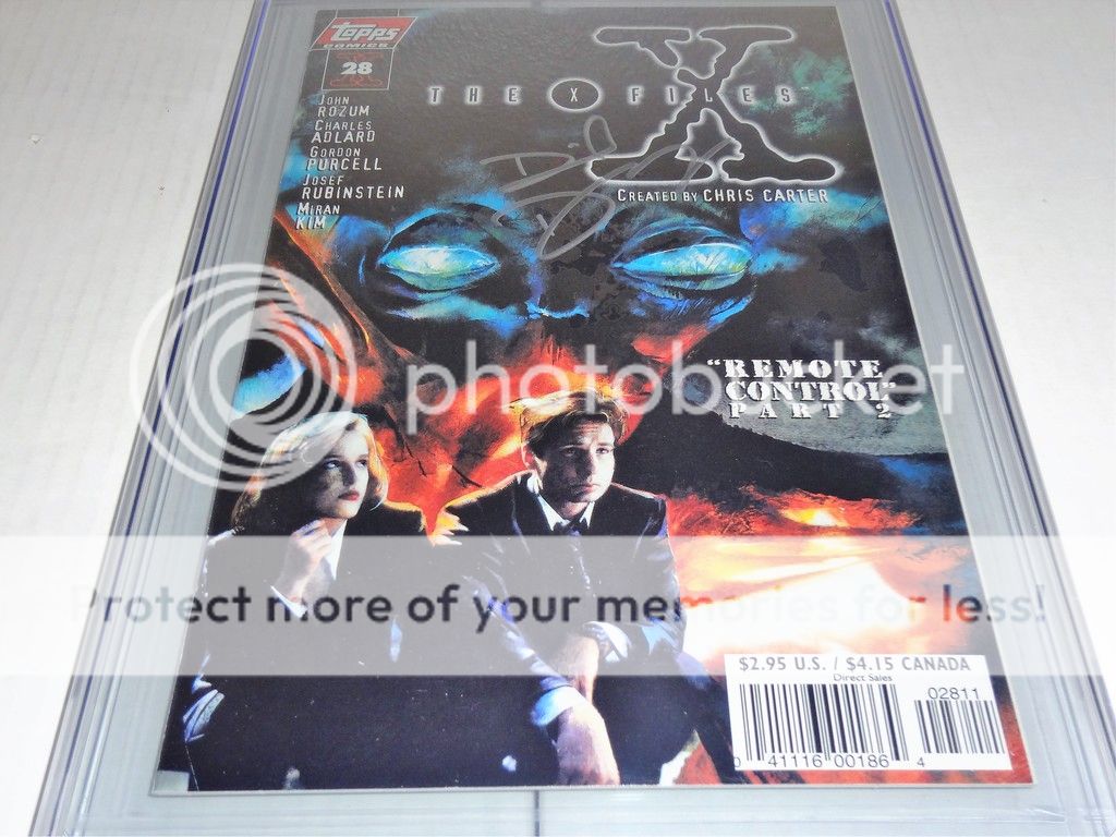 Topps Comics X-Files #28 CGC SS 9.8 Signature Autograph DAVID DUCHOVNY Signed 5